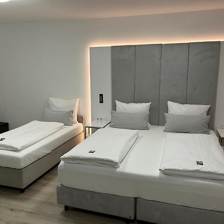 Zzzpace Smart-Hotel Bielefeld Zentrum Oda fotoğraf