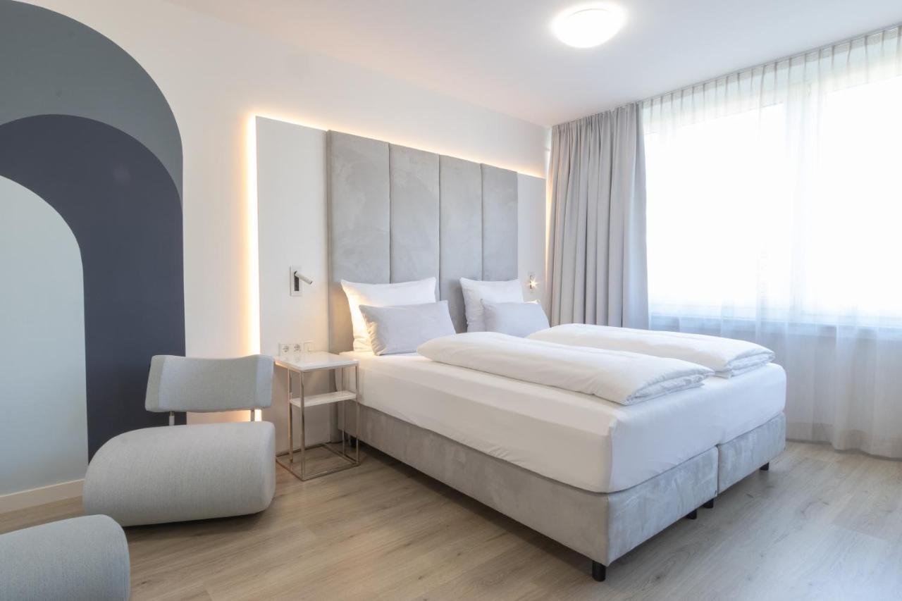 Zzzpace Smart-Hotel Bielefeld Zentrum Dış mekan fotoğraf